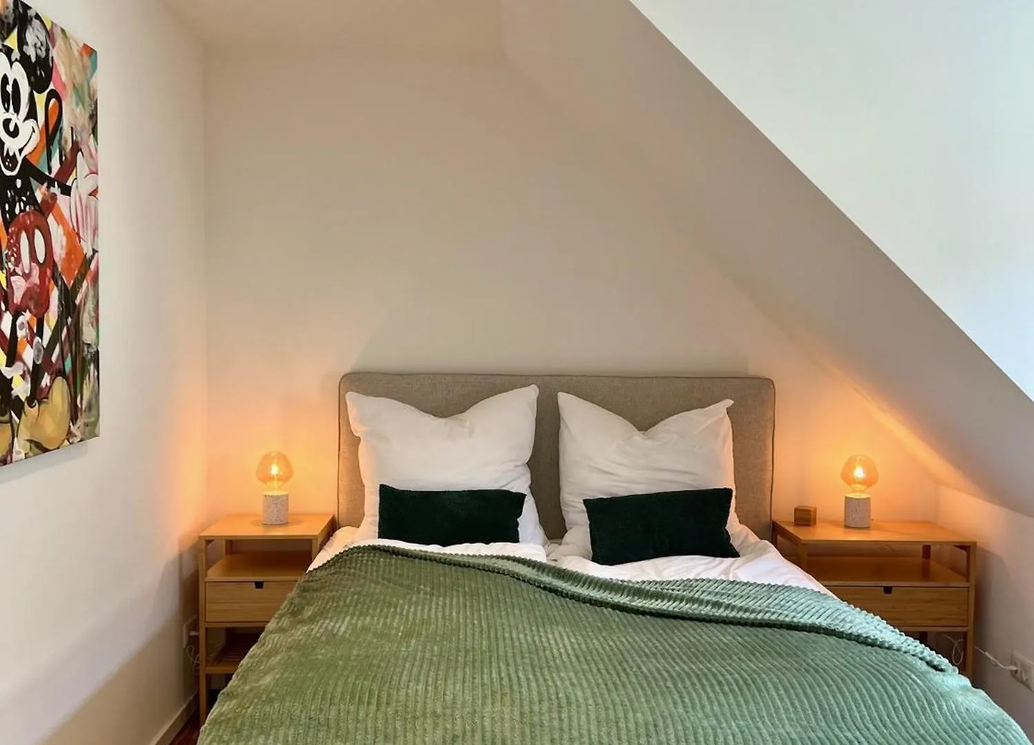 Neues Trendy Dachgeschossloft Apartment Hannover