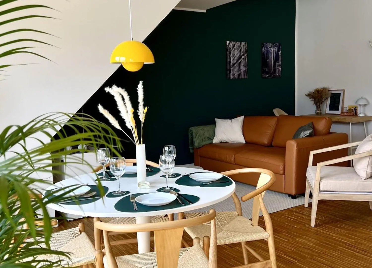Neues Trendy Dachgeschossloft contacts